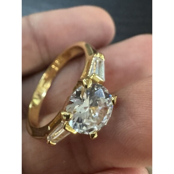 10K Fine Gold Shimmer Modern Comfort Band Ring – Size 8 - Picture 3 of 8